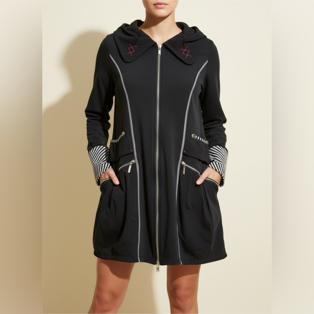 Miss Nikky Black Zip-Up Jacket Unique Pocket details Size Large